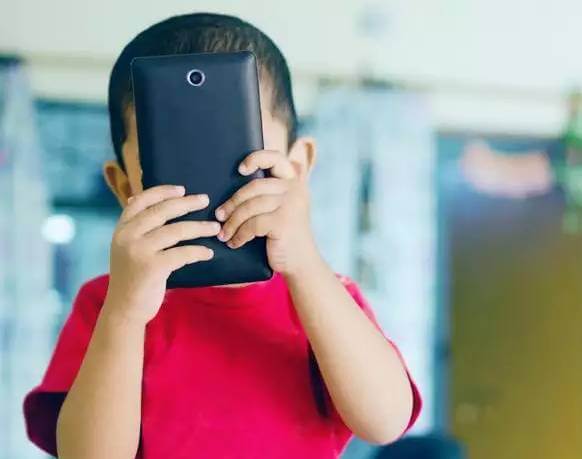 Kebolehan Digital Anak-anak: Adakah Mereka Selamat?